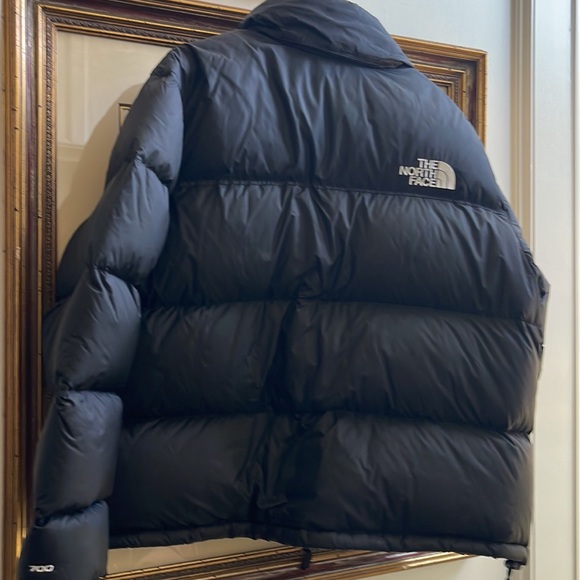 The North Face Women's Black Puffer Jacket Women’s 1996 Retro Nuptse Jacket - Picture 14 of 14